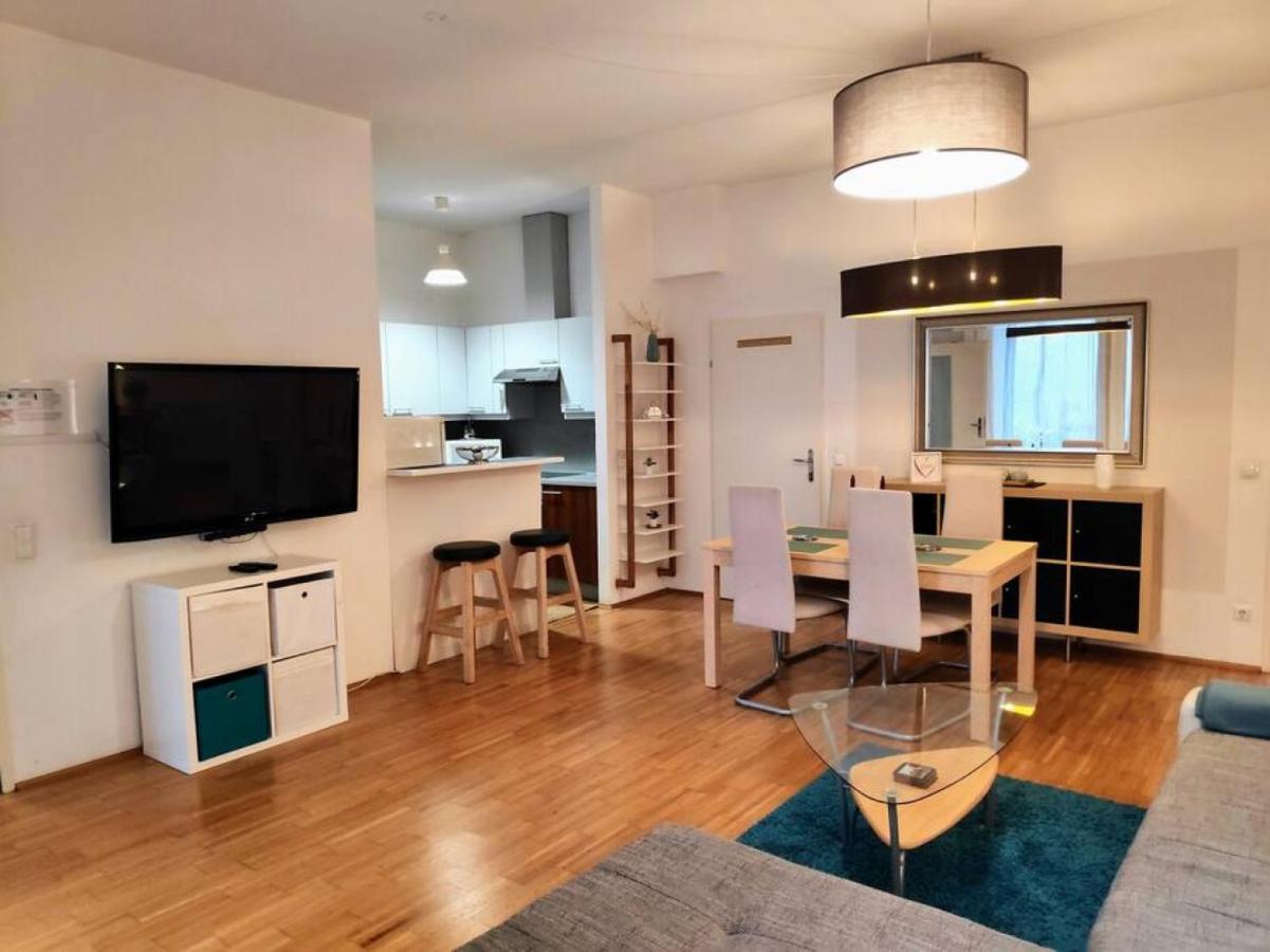 Nd Exquisites Wundervolles Ruhiges Terrassenapartment Mit Garage Viena Exterior foto